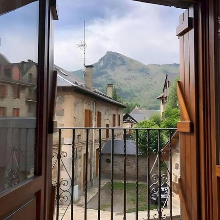 Casa Sendacomodidad Y Descanso Sallent De Gallego Bagian luar foto