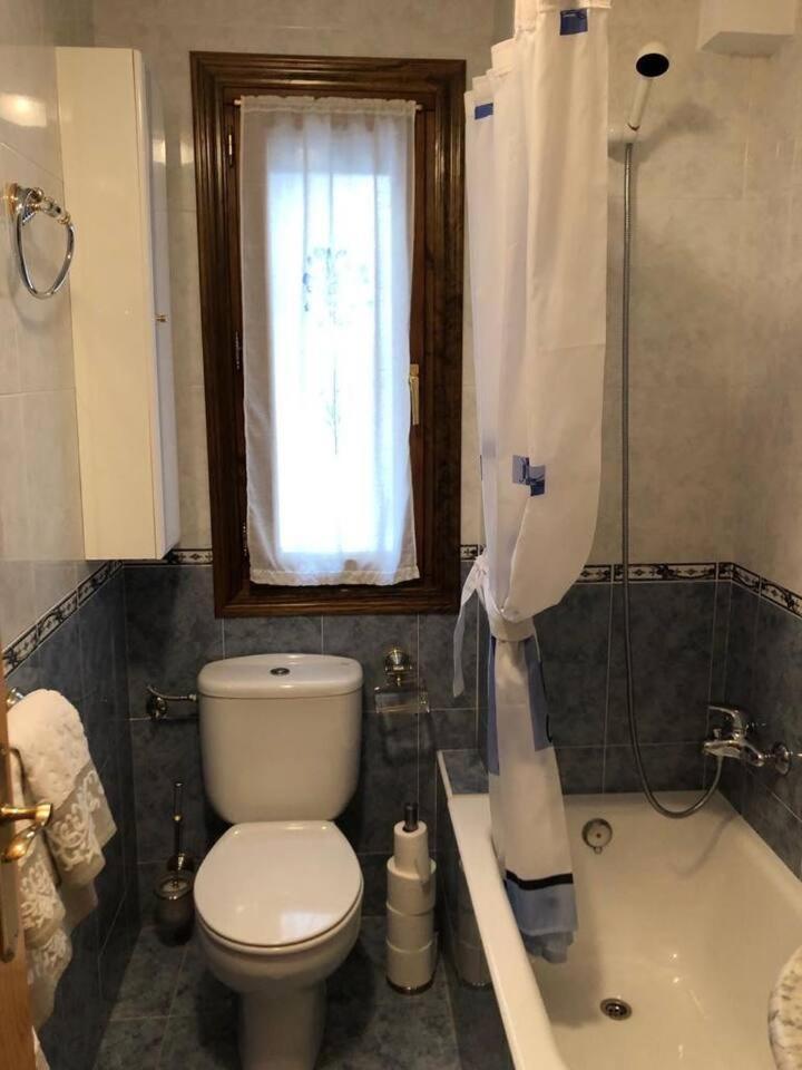 Casa Sendacomodidad Y Descanso Sallent De Gallego Bagian luar foto