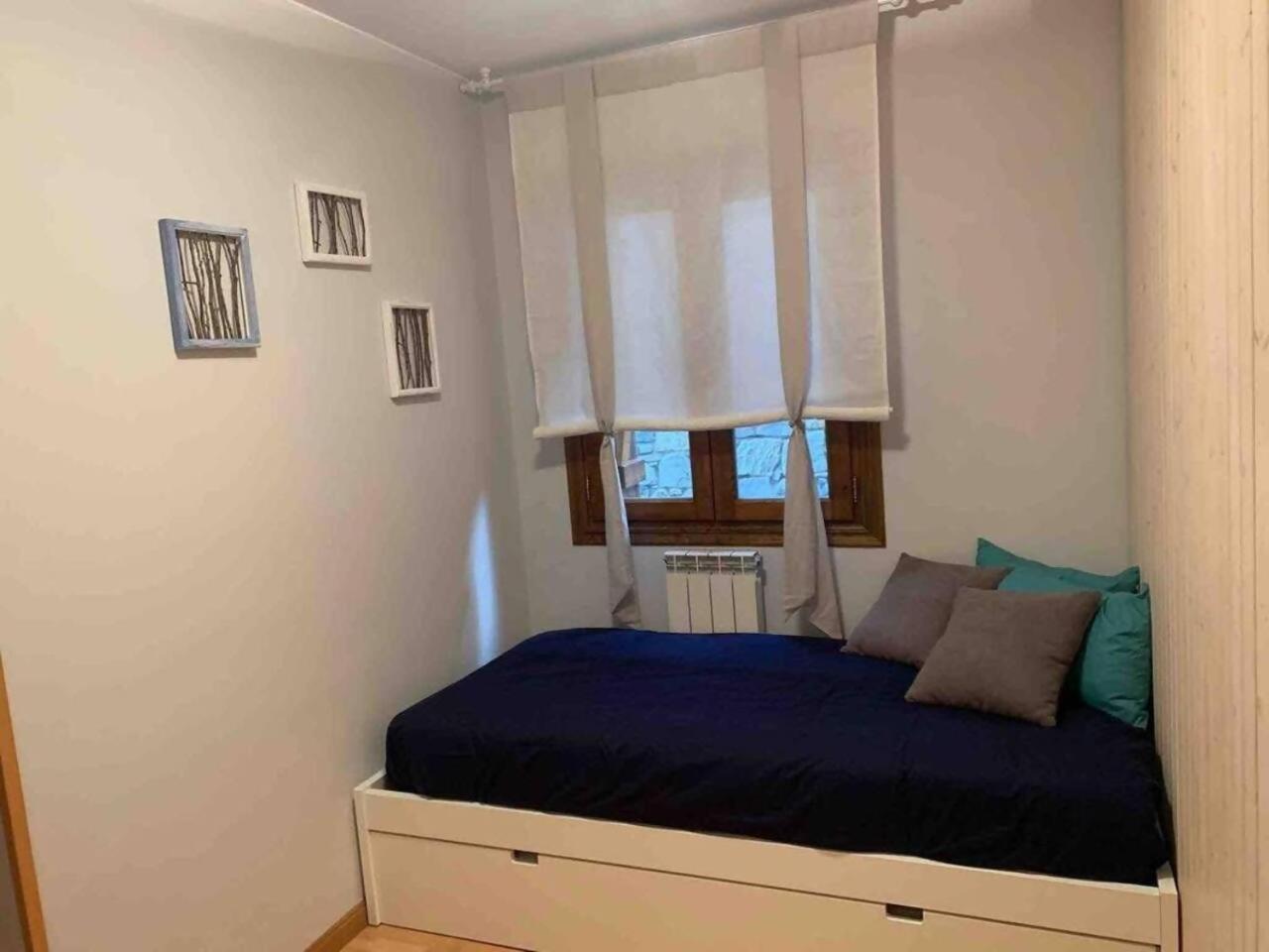 Casa Sendacomodidad Y Descanso Sallent De Gallego Bagian luar foto
